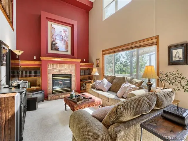 5233 S Espana Street Centennial, CO 80015