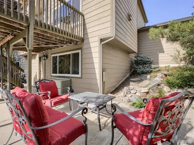 5233 S Espana Street Centennial, CO 80015