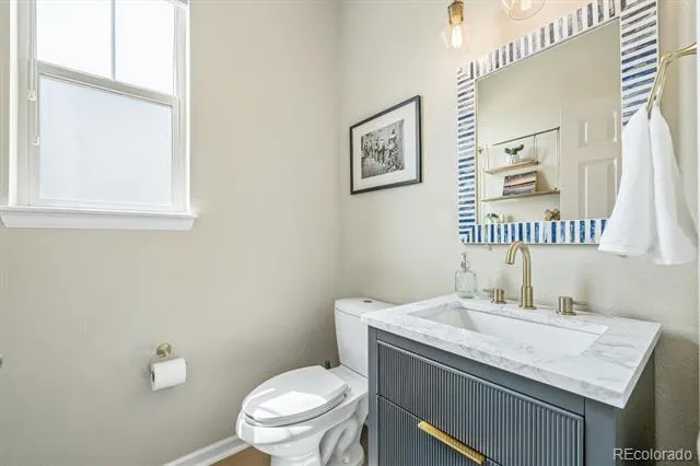 8787 Gore Street Arvada, CO 80007
