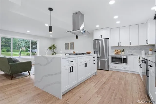5126 W Fremont Avenue Littleton, CO 80128