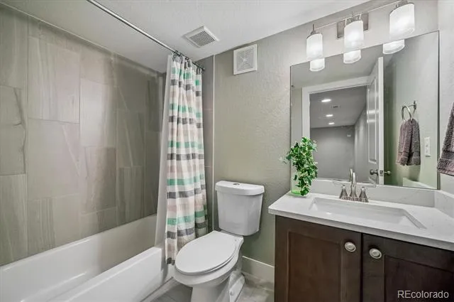 5659 W 63rd Avenue Arvada, CO 80003