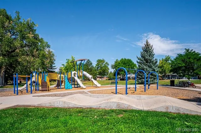 5659 W 63rd Avenue Arvada, CO 80003
