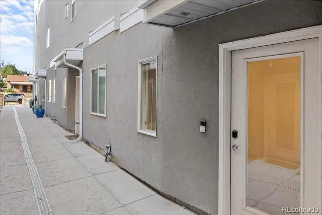 3436 W 17th Avenue Denver, CO 80204