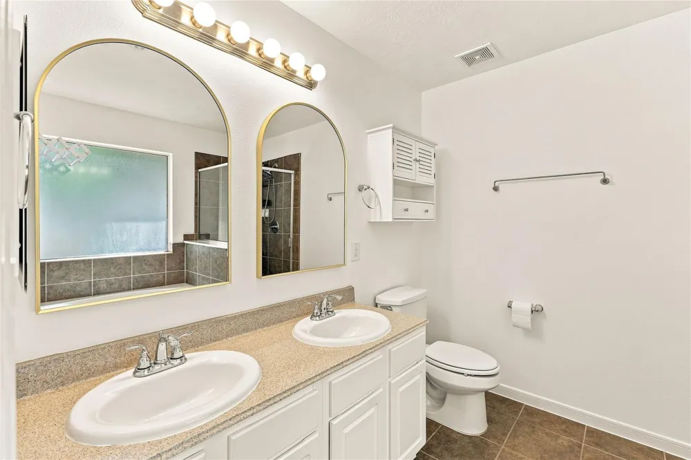 5923 Deleon Trail Drive Spring, TX 77379
