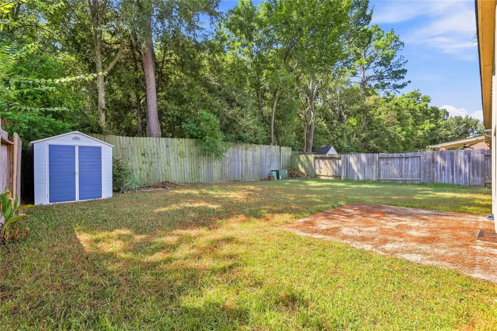 5923 Deleon Trail Drive Spring, TX 77379