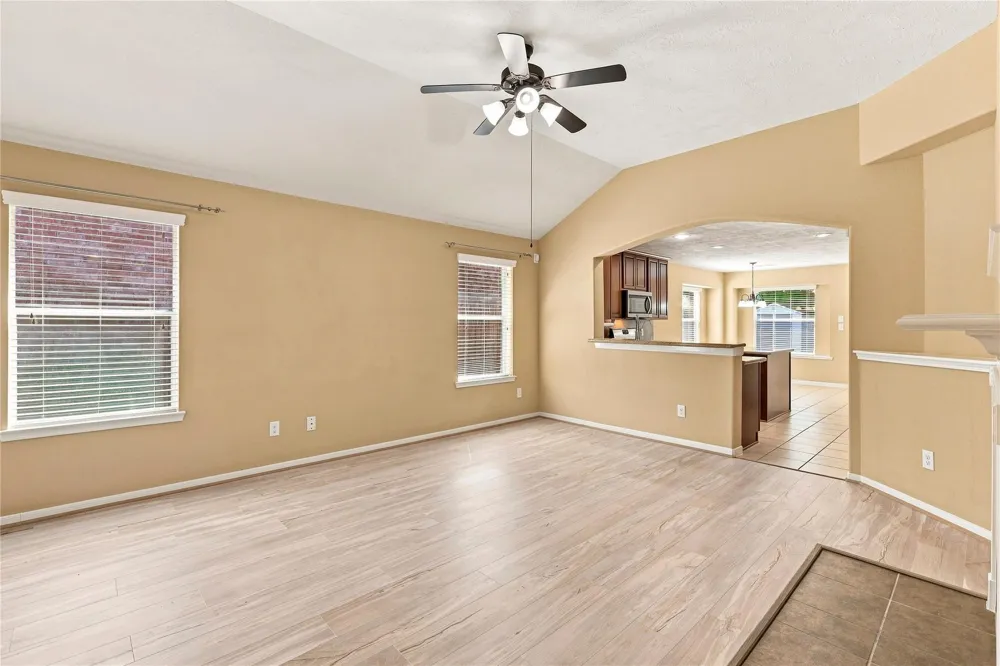 5923 Deleon Trail Drive Spring, TX 77379