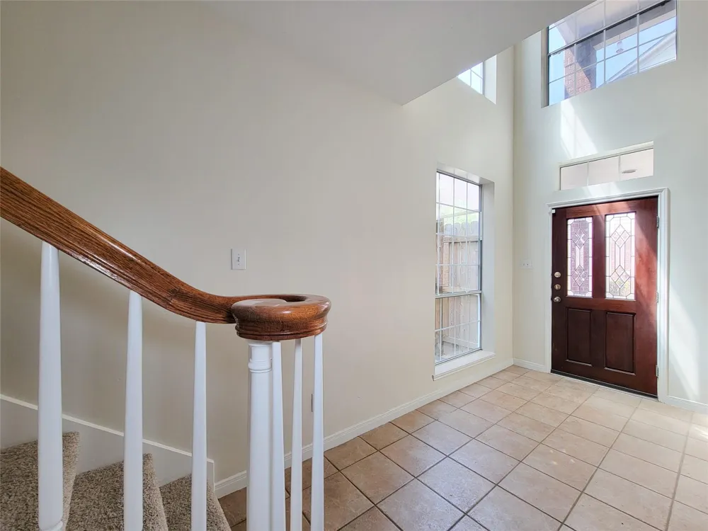 34 Waugh #B Houston, TX 77007