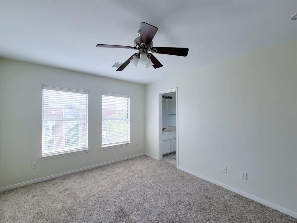 34 Waugh #B Houston, TX 77007