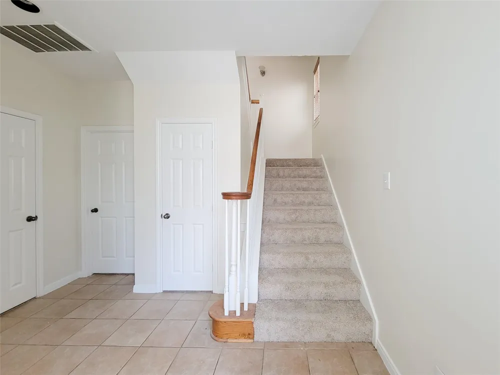 34 Waugh #B Houston, TX 77007