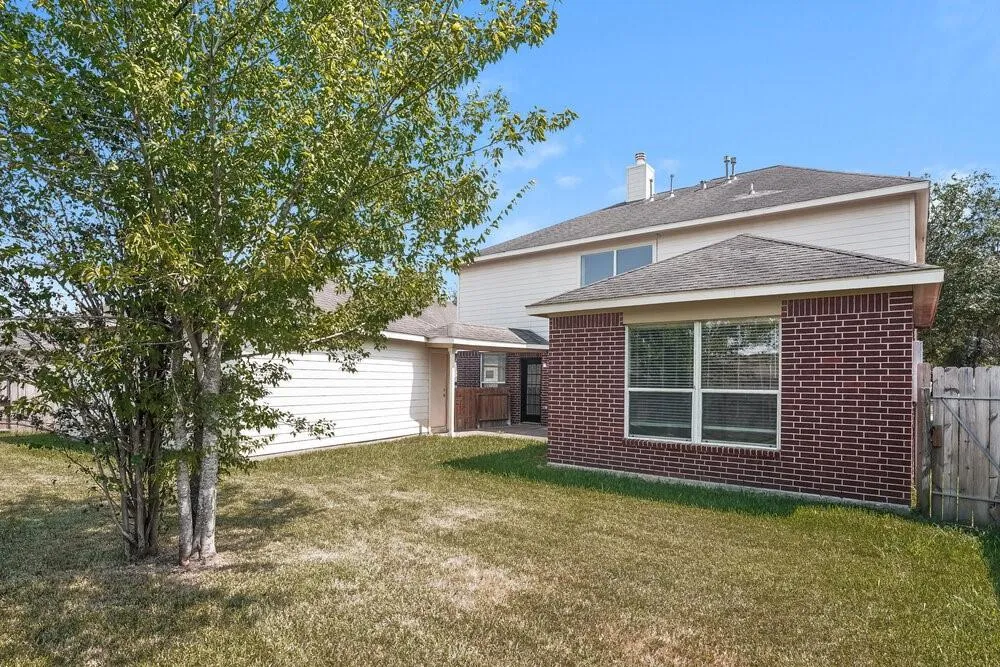 12013 Banks Run Drive Pearland, TX 77584
