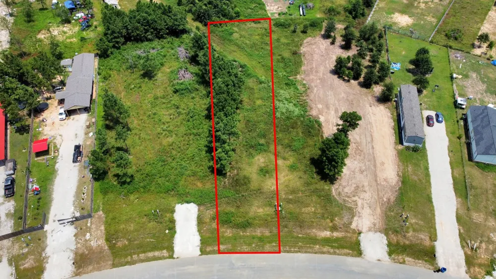 882 Road 5606 Cleveland, TX 77327