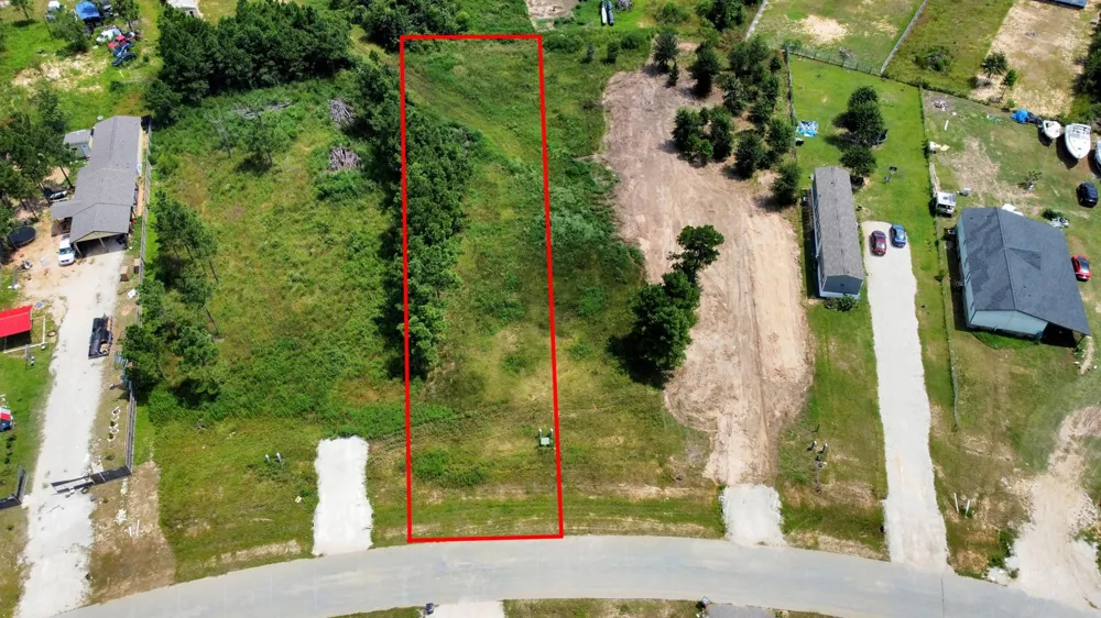 882 Road 5606 Cleveland, TX 77327