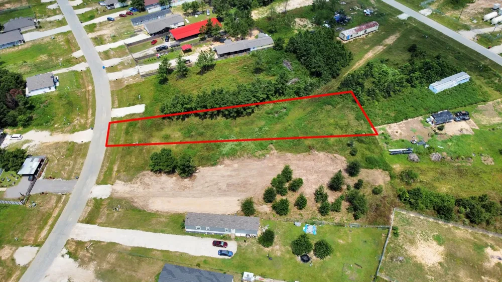 882 Road 5606 Cleveland, TX 77327