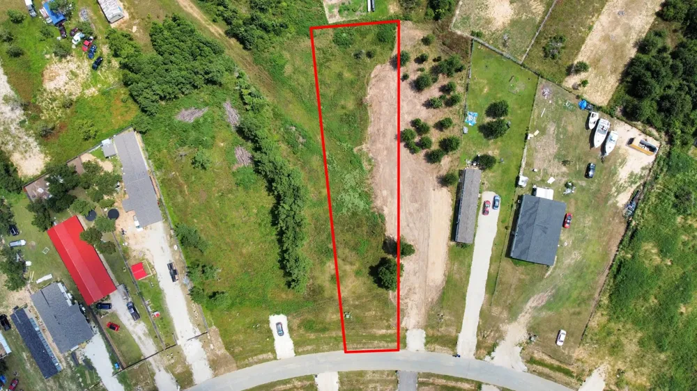 872 Road 5606 Cleveland, TX 77327