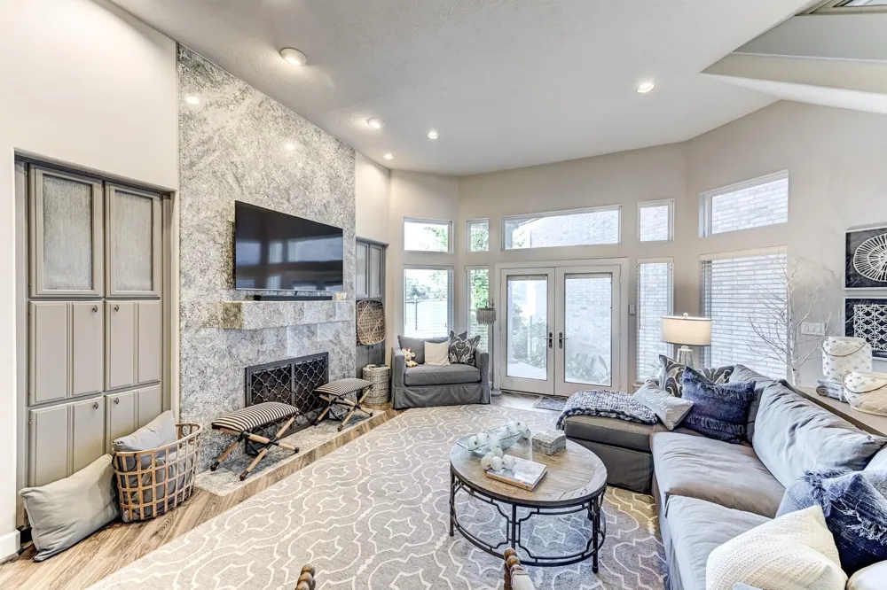 113 Winthrop Harbor Montgomery, TX 77356