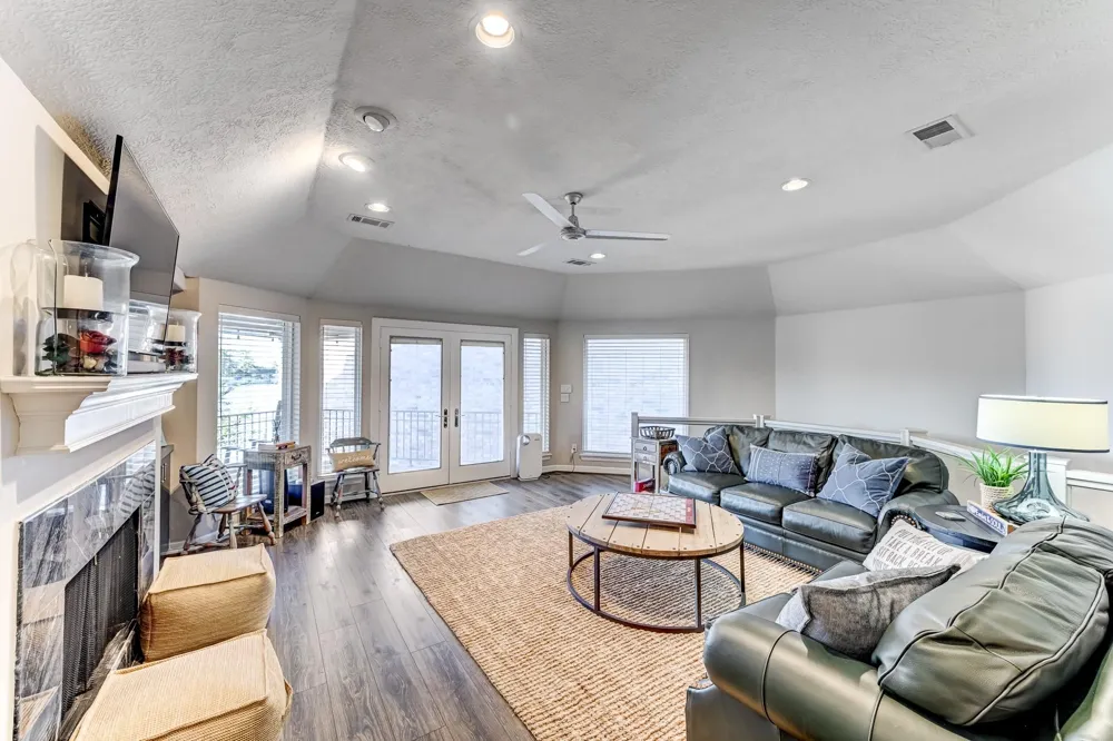 113 Winthrop Harbor Montgomery, TX 77356