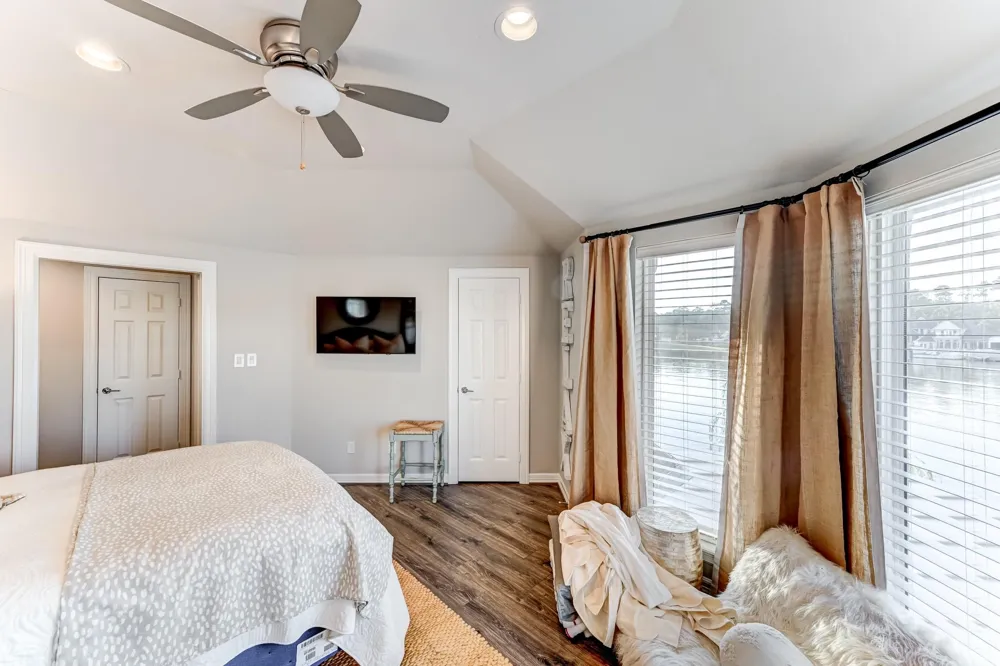 113 Winthrop Harbor Montgomery, TX 77356