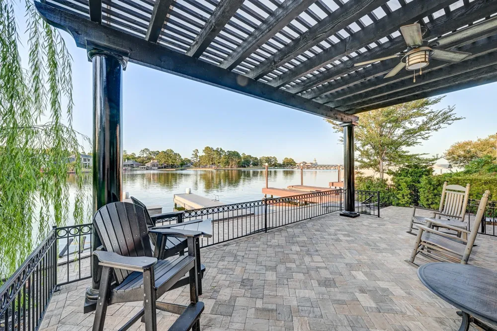 113 Winthrop Harbor Montgomery, TX 77356