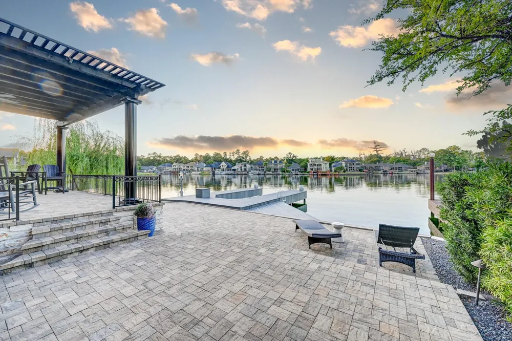 113 Winthrop Harbor Montgomery, TX 77356