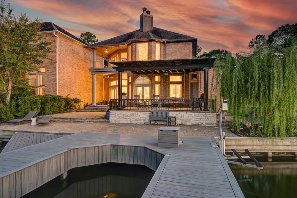 113 Winthrop Harbor Montgomery, TX 77356