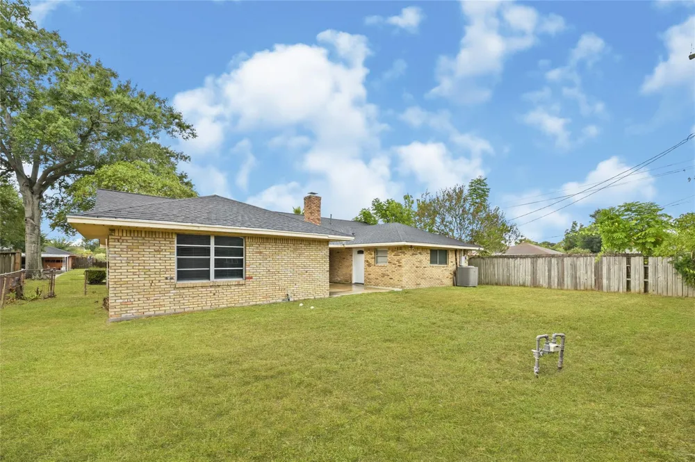 1503 Leneva Lane Pasadena, TX 77502