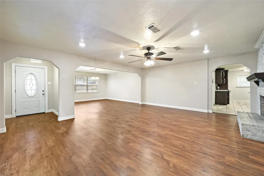 1503 Leneva Lane Pasadena, TX 77502