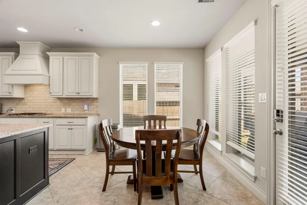 1718 Tonkawa Trail Katy, TX 77493