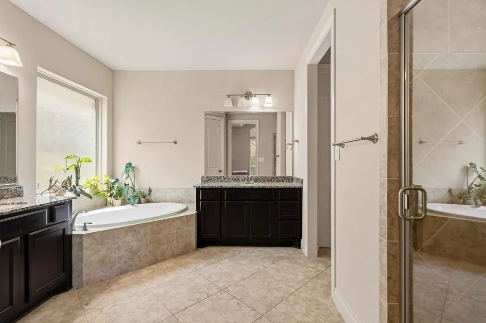 1718 Tonkawa Trail Katy, TX 77493
