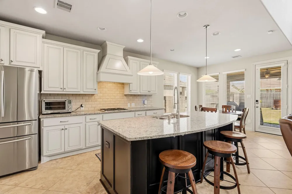 1718 Tonkawa Trail Katy, TX 77493