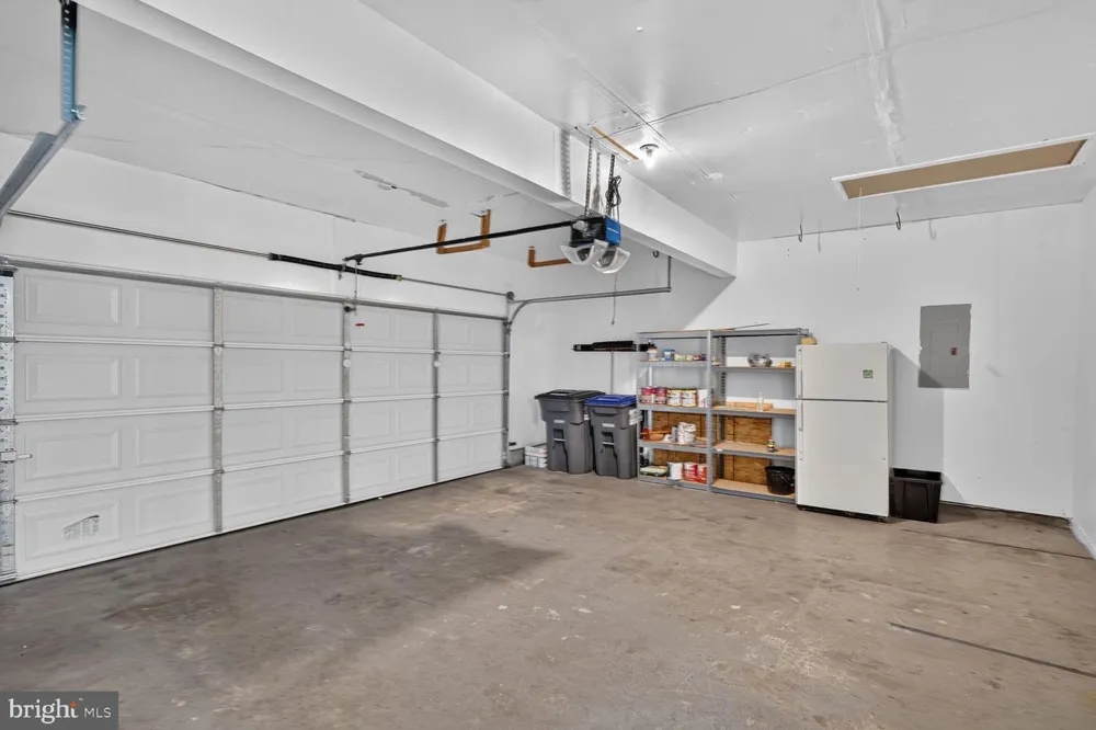 8219 CRACKLING FIRE DRIVE Gainesville, VA 20155