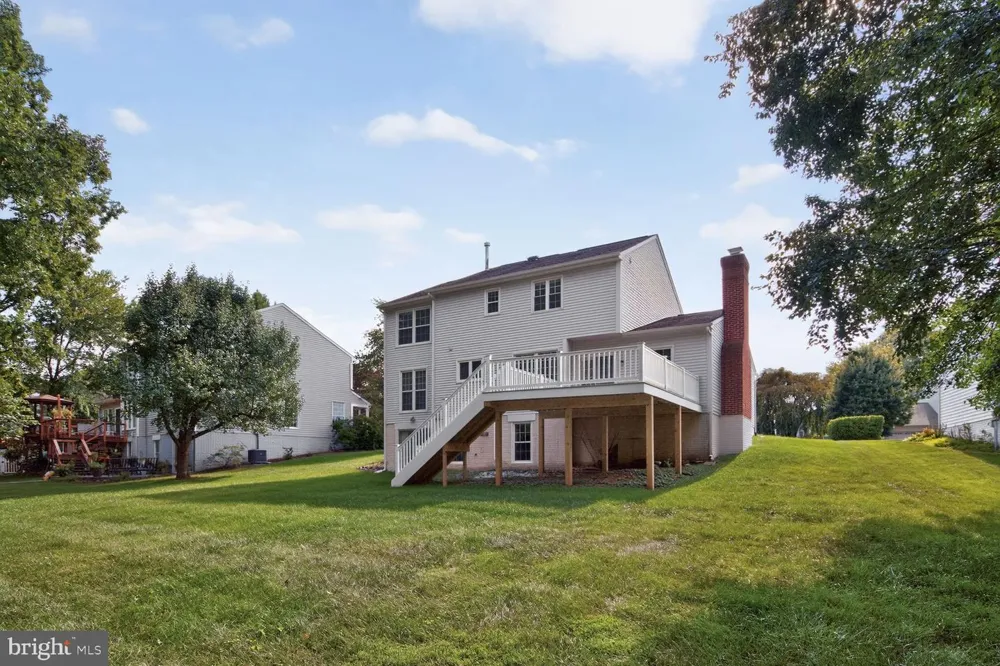 8219 CRACKLING FIRE DRIVE Gainesville, VA 20155