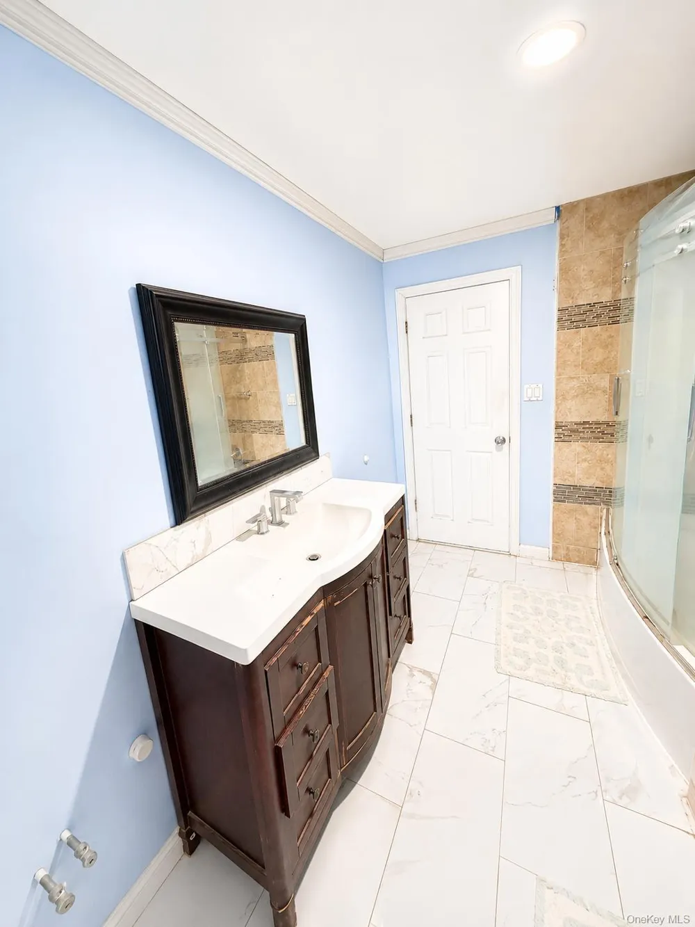 431 Blue Point Road Farmingville, NY 11738