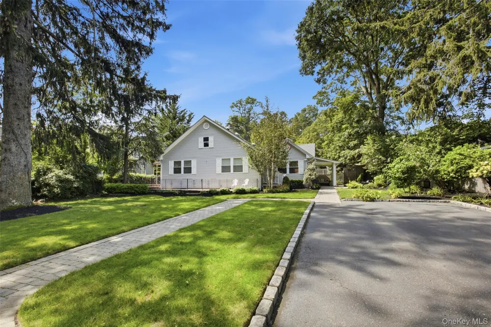 36 Kew Drive Sound Beach, NY 11789
