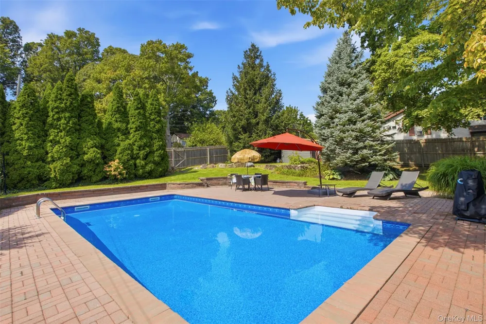 36 Kew Drive Sound Beach, NY 11789