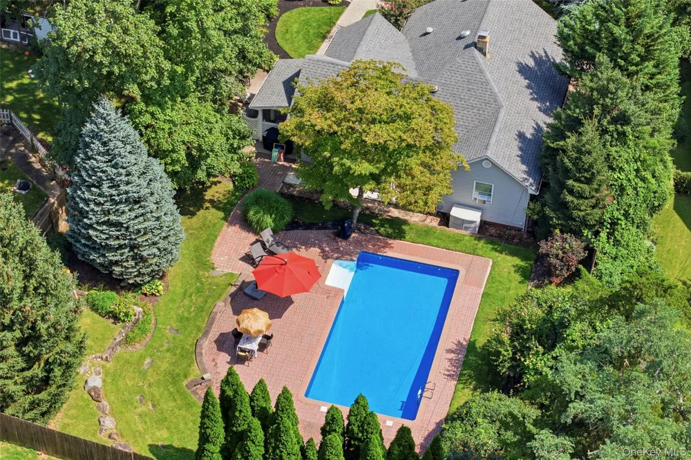 36 Kew Drive Sound Beach, NY 11789