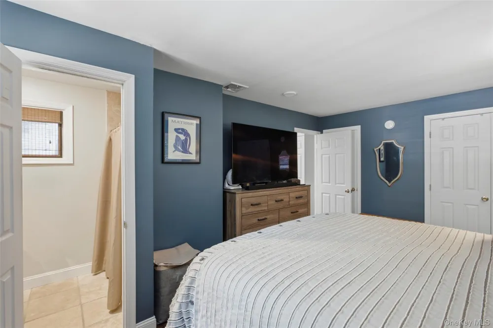 36 Kew Drive Sound Beach, NY 11789