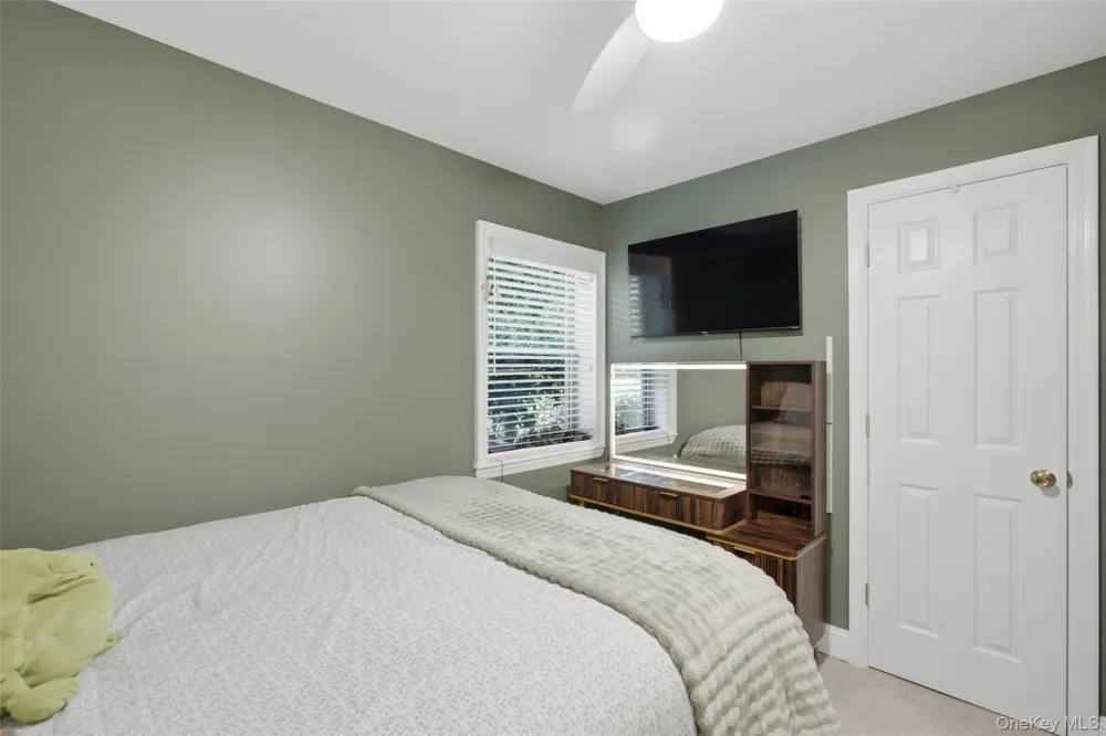 36 Kew Drive Sound Beach, NY 11789