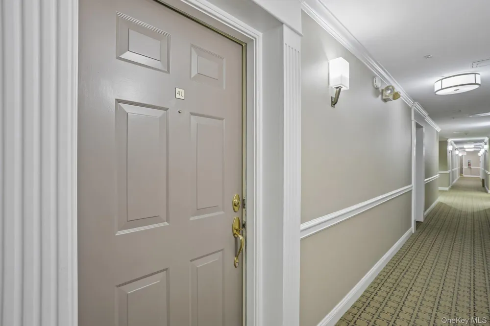 500 Pondside Drive #4L White Plains, NY 10607