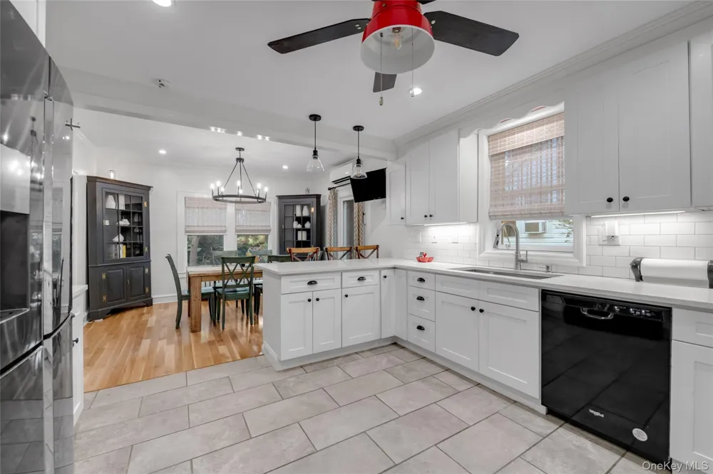 320 Forest Road Douglaston, NY 11363