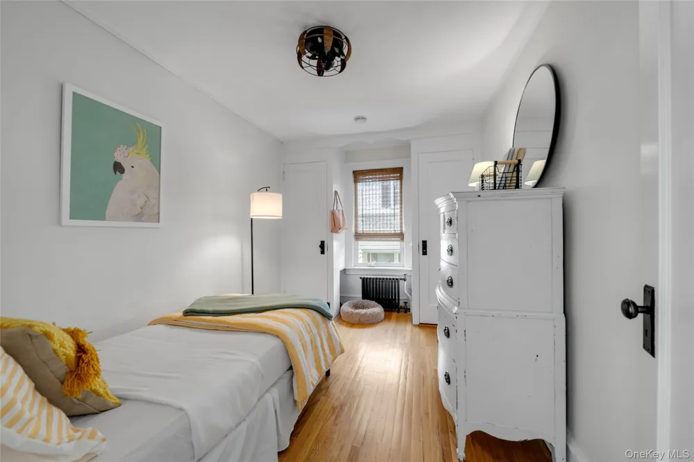 320 Forest Road Douglaston, NY 11363