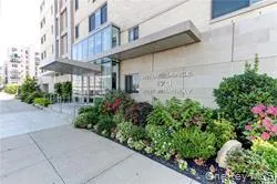170 W Broadway #6G Long Beach, NY 11561