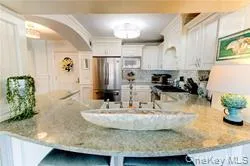 170 W Broadway #6G Long Beach, NY 11561