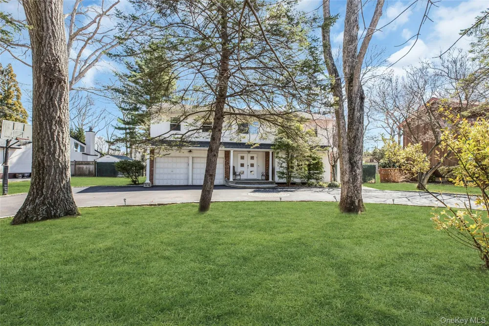 132 Washington Avenue Plainview, NY 11803