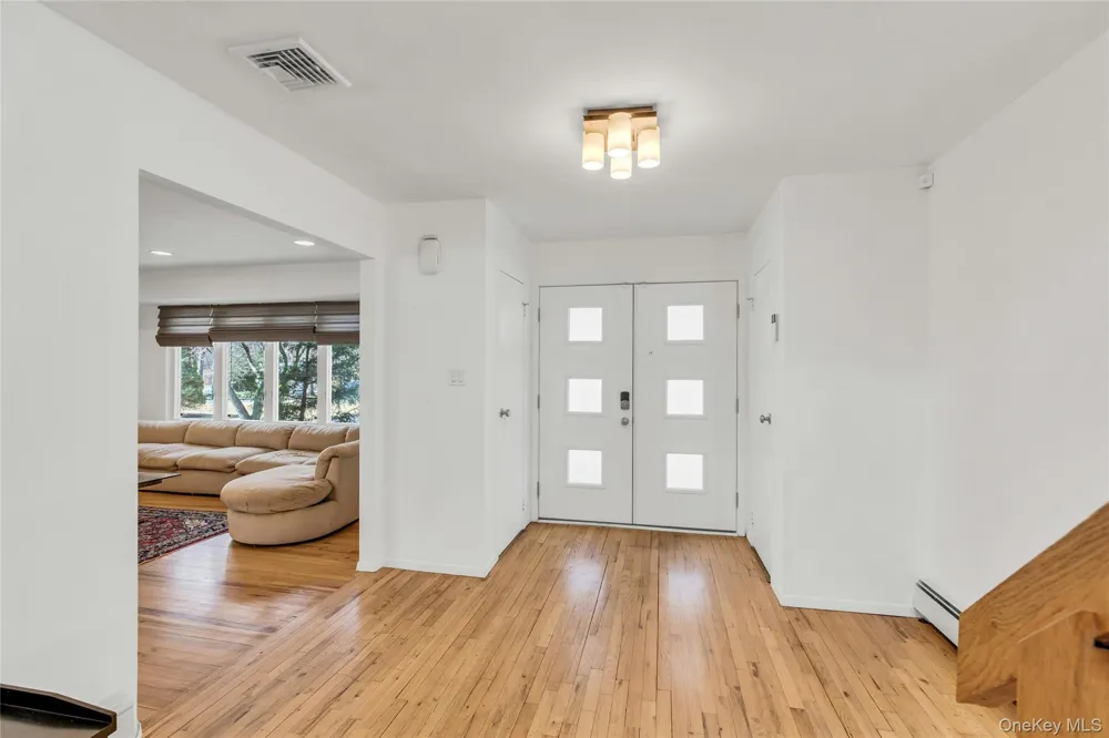 132 Washington Avenue Plainview, NY 11803