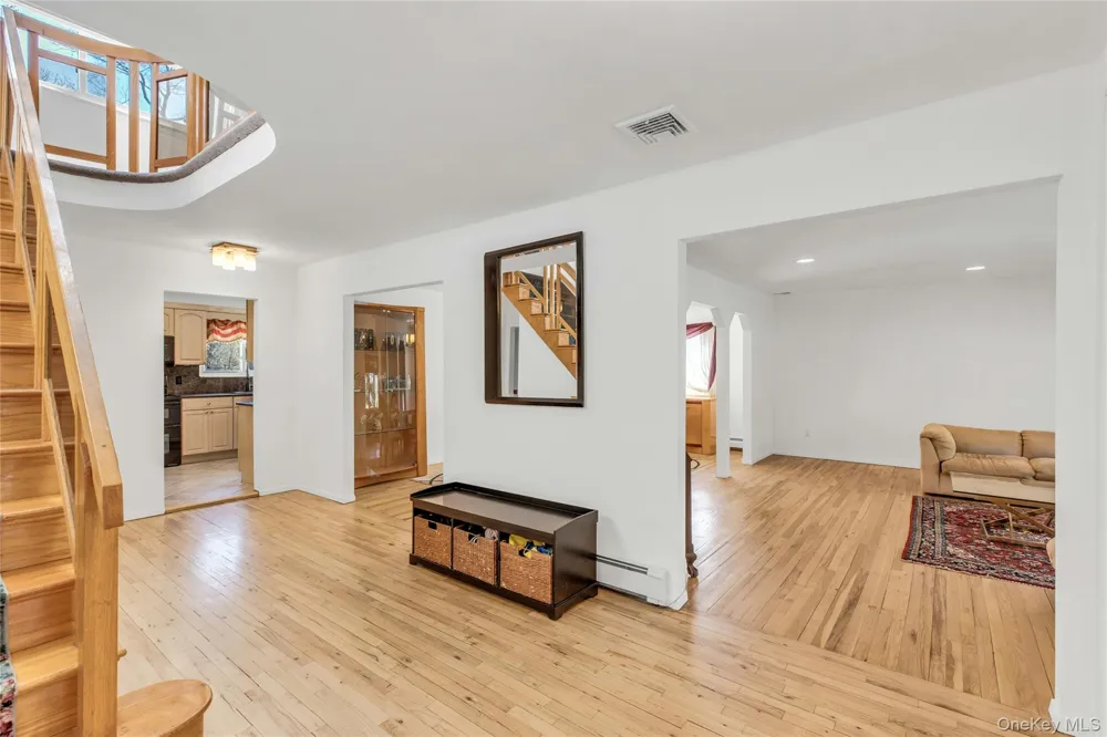 132 Washington Avenue Plainview, NY 11803