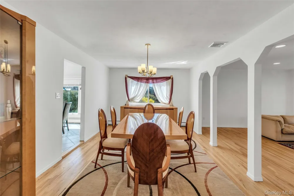 132 Washington Avenue Plainview, NY 11803