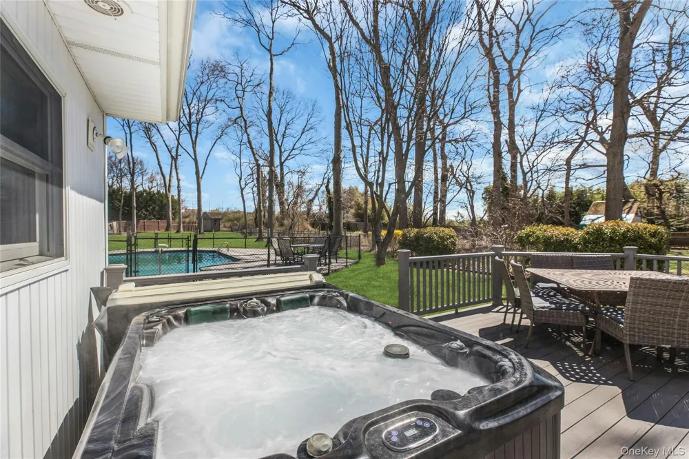 132 Washington Avenue Plainview, NY 11803