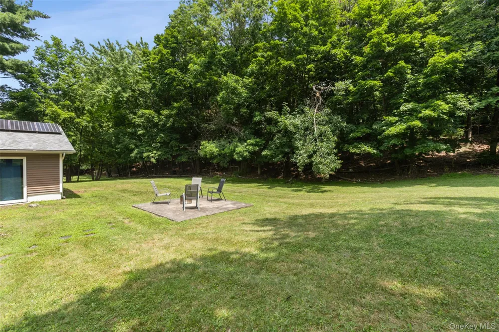 26 Terri Lee Lane Spring Valley, NY 10977