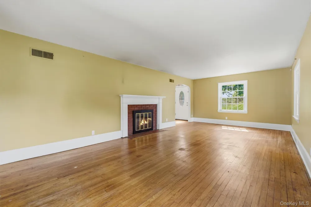 107 E Cedar Street Poughkeepsie, NY 12601