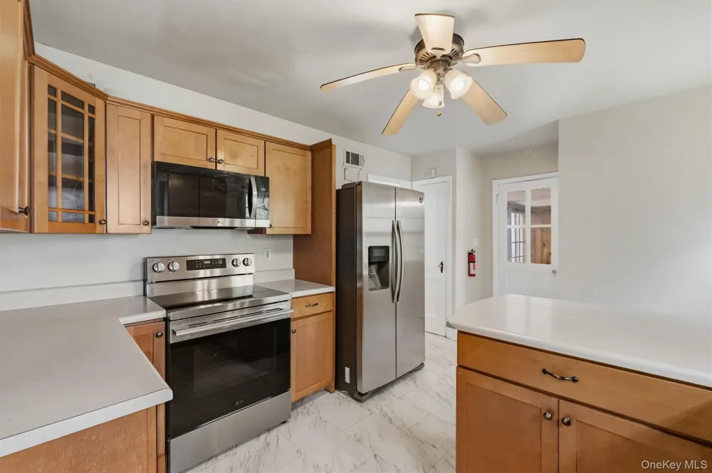 107 E Cedar Street Poughkeepsie, NY 12601